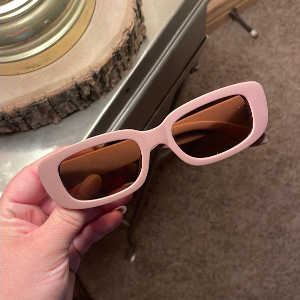 Stylish Pink Sunglasses